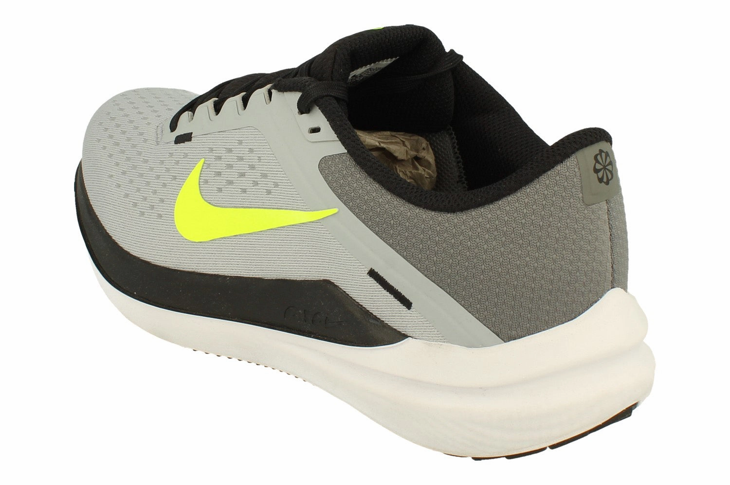 Travel Light Nike Air Winflo 10 Mens DV4022 007