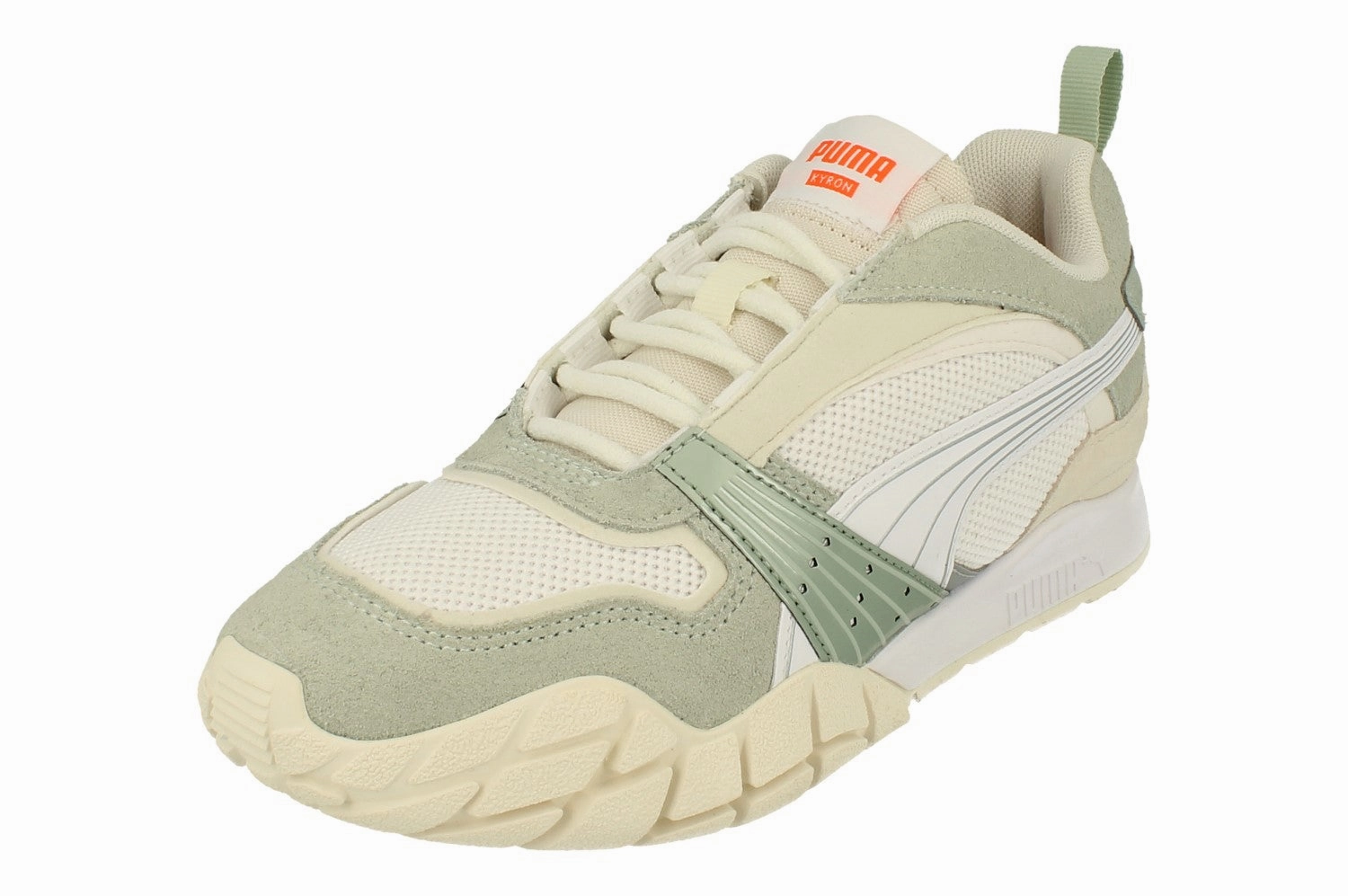 REDUCED!! Puma Kyron Wild Beasts Womens 373041 03 pool shoes