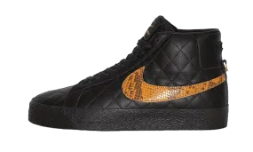 Comfortable Step road - running SB Blazer Supreme Black