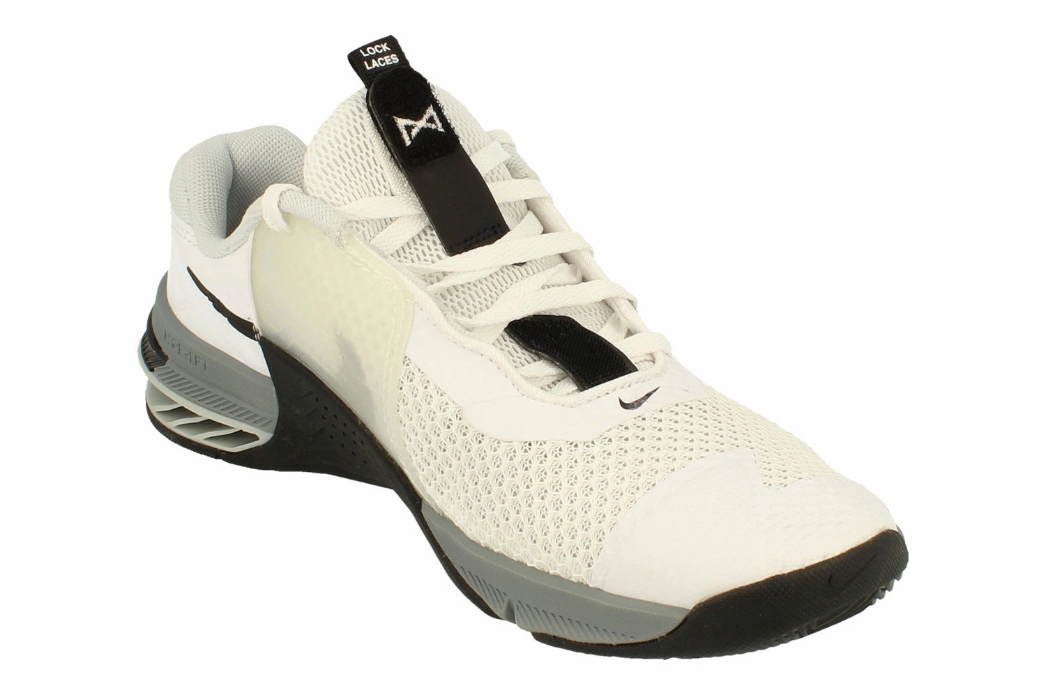 Bold Color Scheme Nike Metcon 7 Mens Trainers CZ8281 100