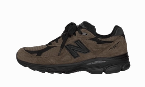 Refined touch Daily Utility 990 v3 JJJJound Brown