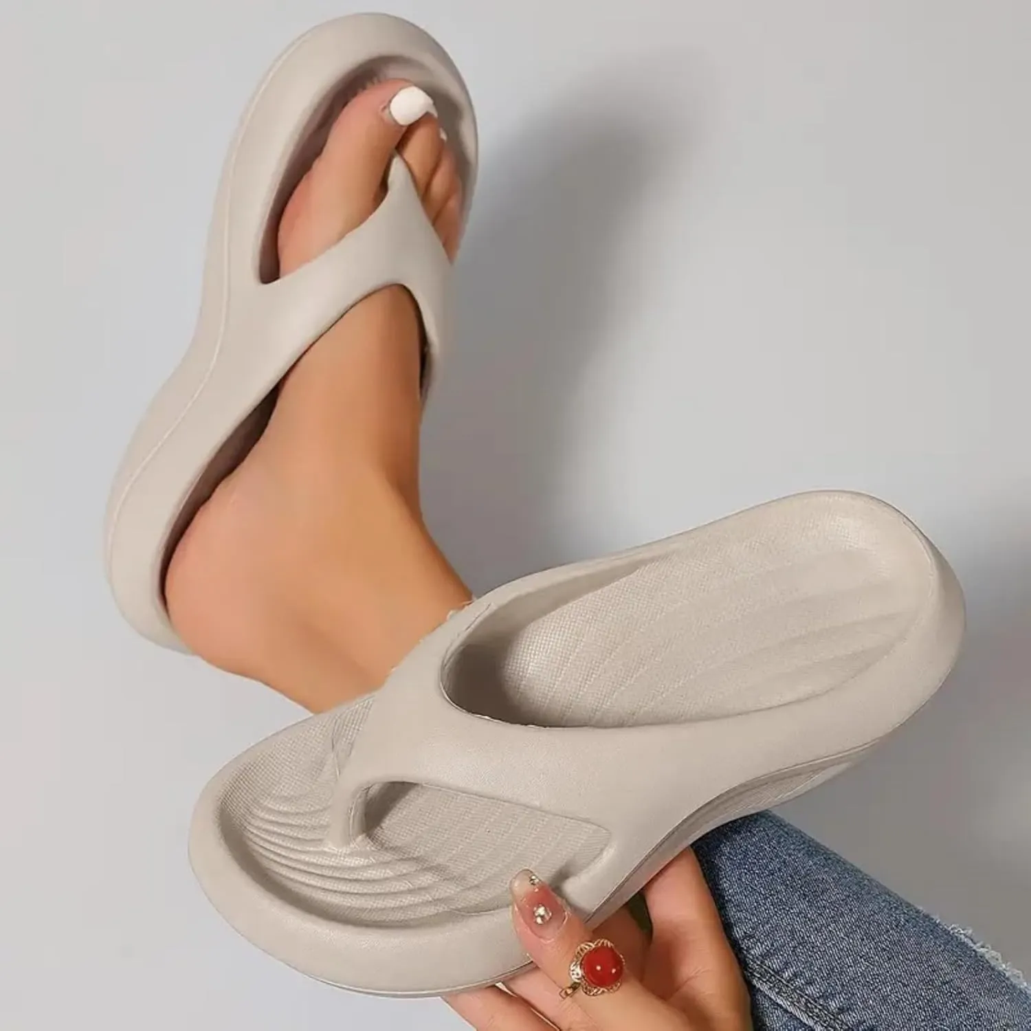 Pillow Arch Support Flip Flops, Orthopedic Beach Slippers, Non-Slip Soft Comfortable Walking Platform Sandals, Lightweight, Cushioning, Shock-Absorbing