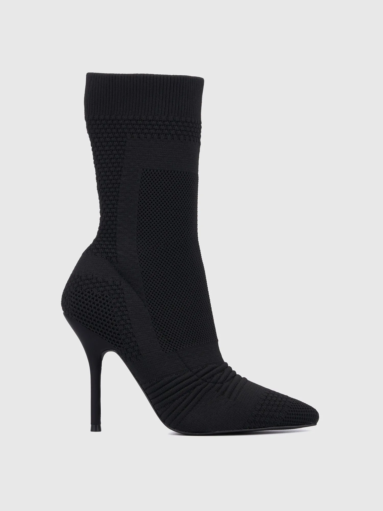 Pointed Toe Knit Bootie