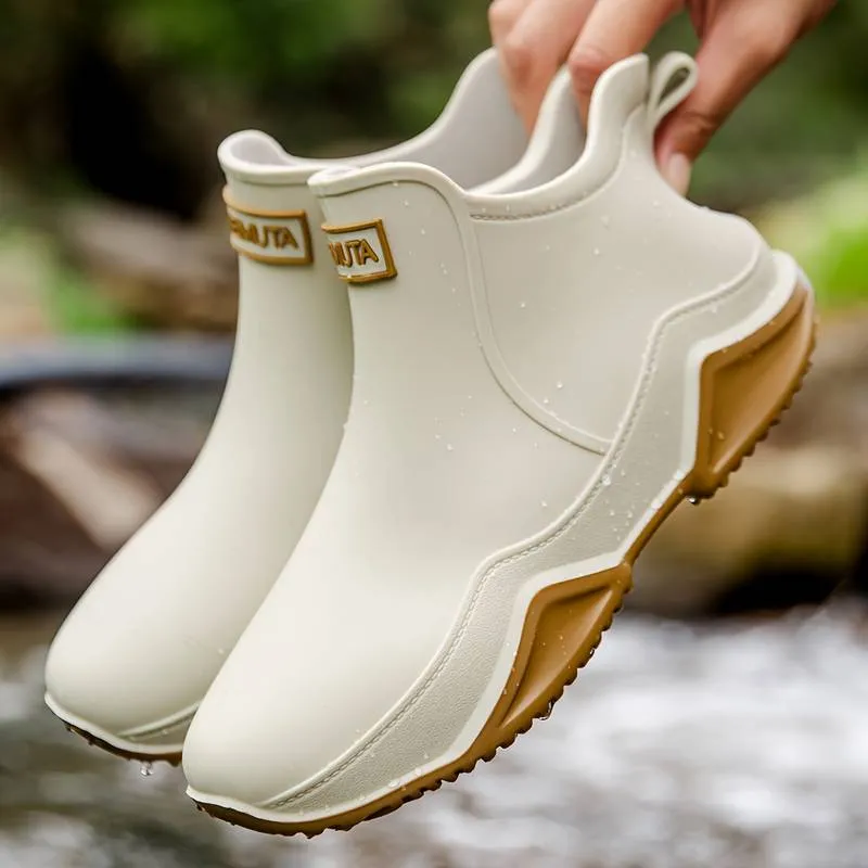 Polly | Orthopedic Modern Rubber Boot