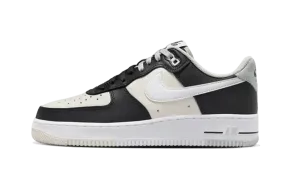 Wide - toe box Balance - improving Air Force 1 Low '07 LV8 Split Black Phantom