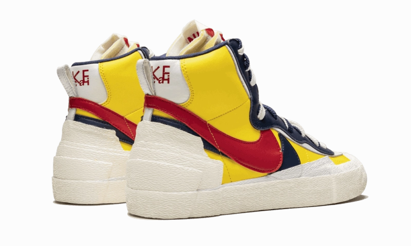 Basic Appeal Nike Blazer Mid Sacai Snow Beach
