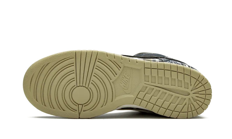 Canvas Upper Nike SB Dunk Low Travis Scott