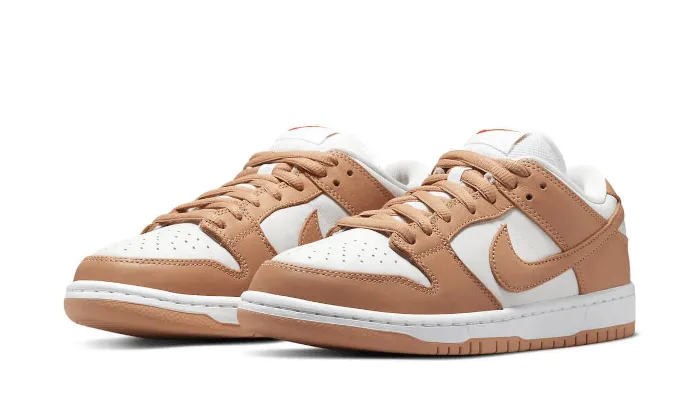 Resilient Touch Nike SB Dunk Low Light Cognac