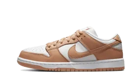 Seamless Technology Thermoplastic Construction Nike SB Dunk Low Light Cognac