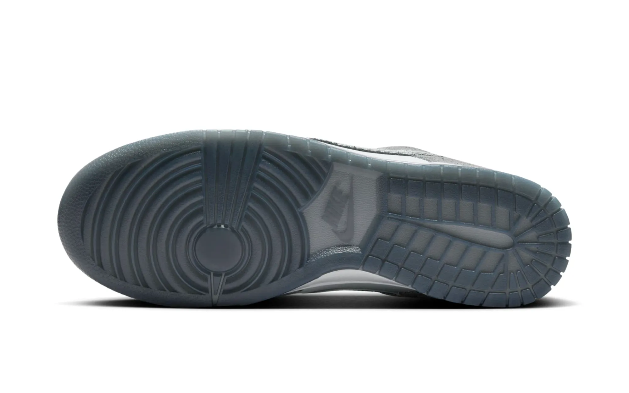 Nike Dunk Low "Philly" Shallow Footprint Anti Microbial Treatment