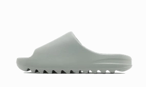 soft cushions Yeezy Slide Salt