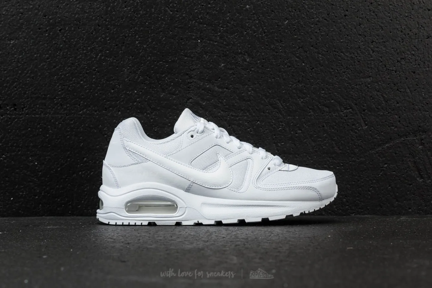 Nike AIR MAX COMMAND FLEX (GS) Temperature Regulating Lining Thermal Regulation Layer