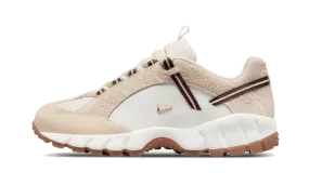 Air Humara LX Jacquemus Beige Long Distance Support camouflage running shoes