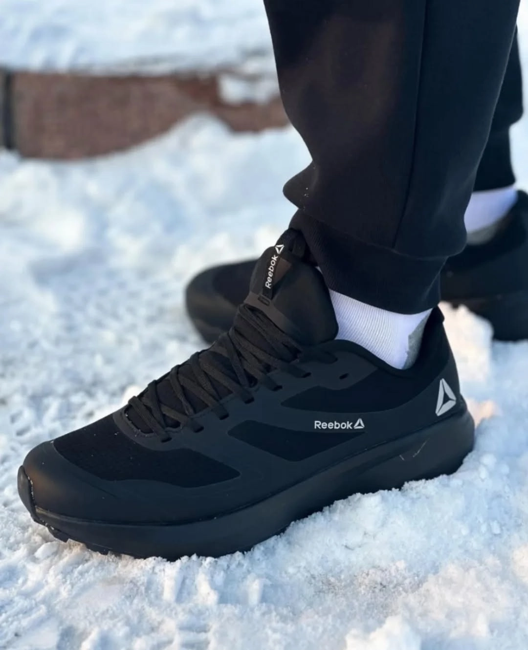 Reebok Core Tex Running Black Low Top Design