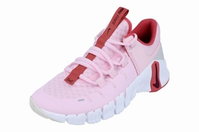 Nike Womens Free Metcon 5 Trainers DV3950 603 streamlined look