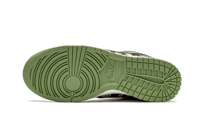 aerobic dancers' shoes Dark color Dunk Low SE Black Multi-Camo (Crazy Camo)