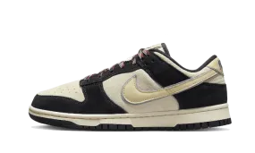 Dunk Low LX Black Team Gold premium running gear