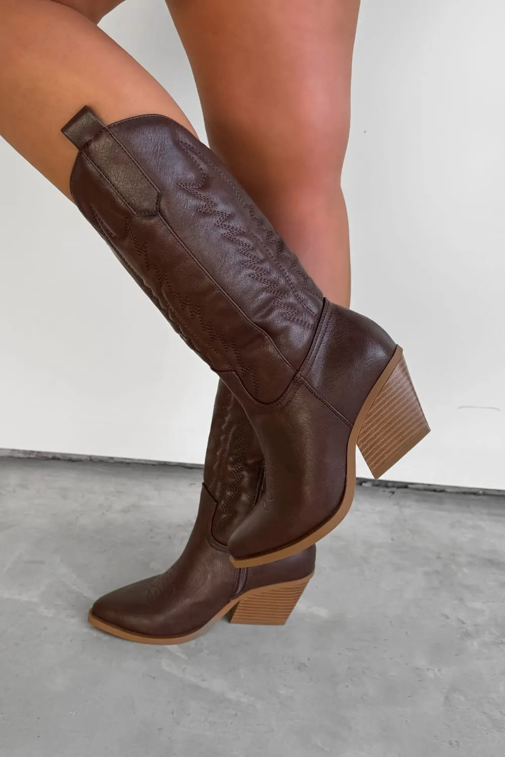 SANDY Cowboy Western Boots - Dark Brown