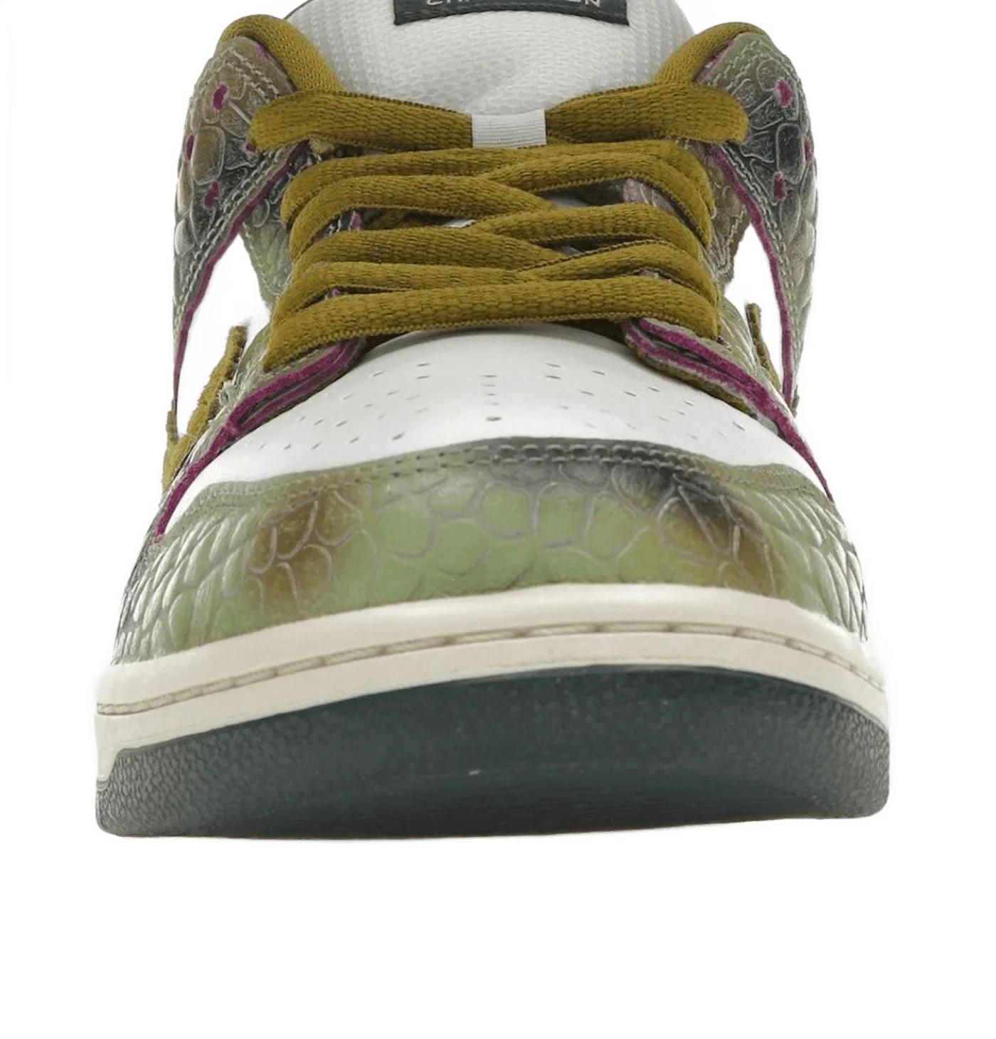 SB Dunk Low Alexis Sablone Chameleon Heat Dissipating