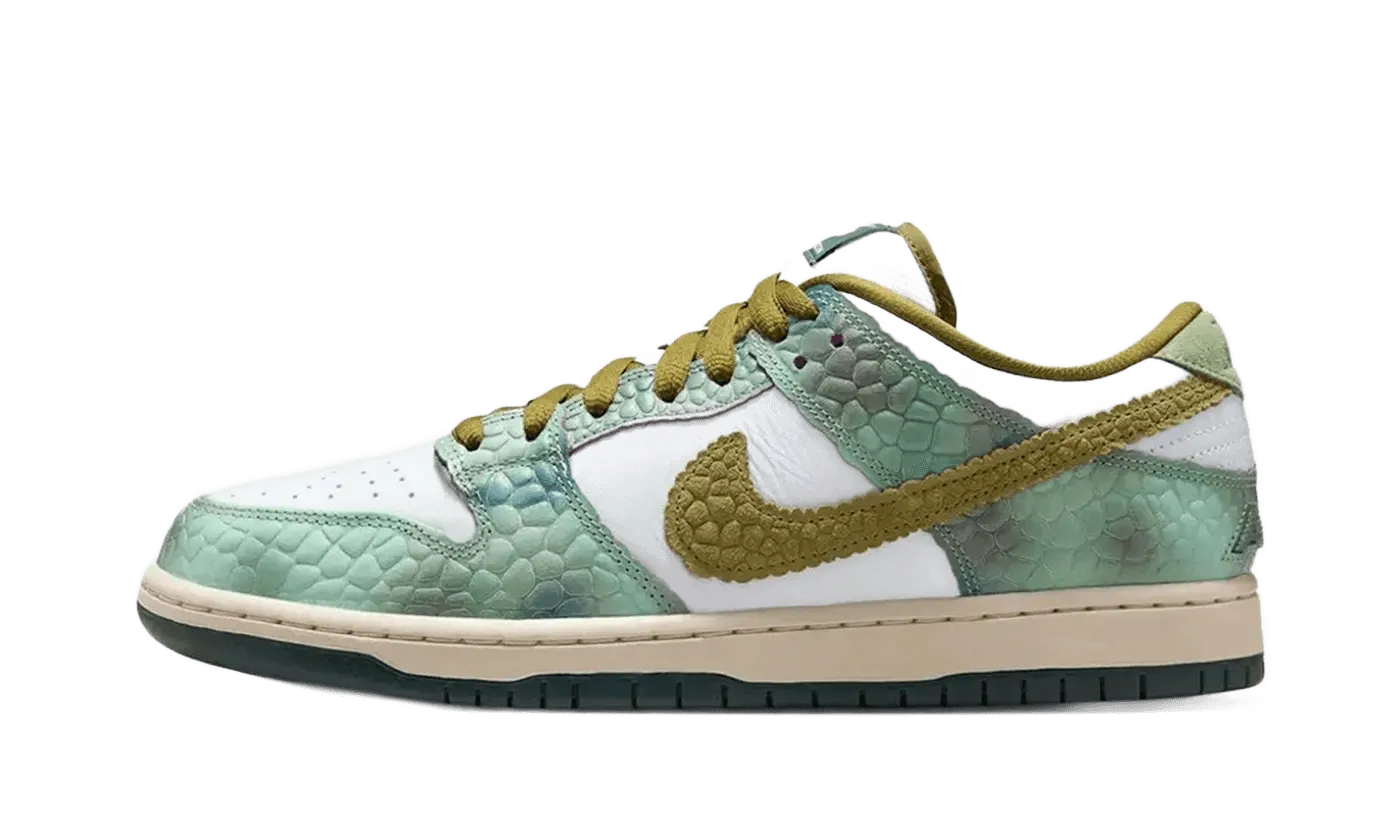 SB Dunk Low Alexis Sablone Chameleon zipper - trimmed - design shoes