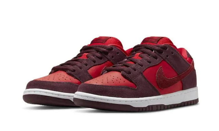 hybrid design SB Dunk Low Cherry