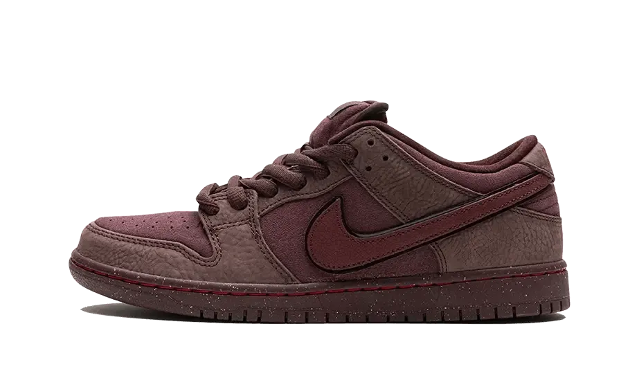 SB Dunk Low City Of Love Burgundy Crush high - arched Running Gear