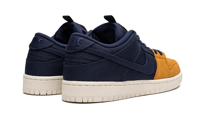 Nike SB Dunk Low Pro PRM 90s Backpack Quick lacing