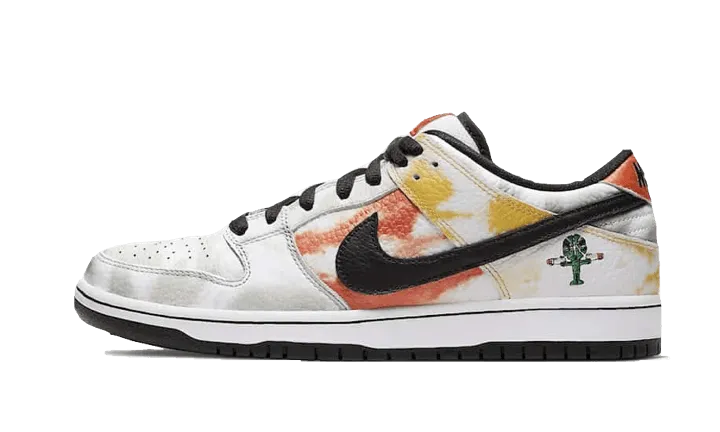 SB Dunk Low Raygun Tie Dye Away outdoor track running option