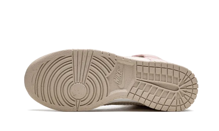 Nike Dunk High LX Next Nature Pink Oxford Sports Culture Padded Collar Padding