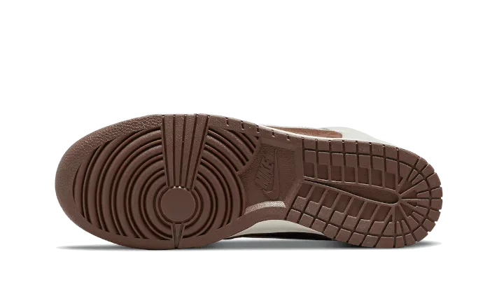 Nike Dunk High Light Chocolate Flexible Fabric