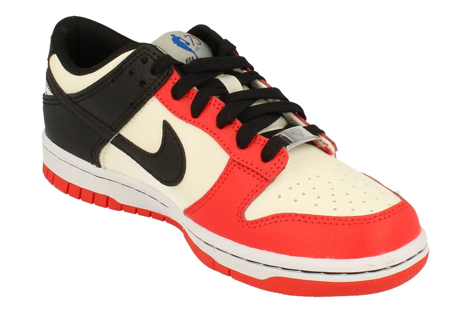 Durable outsole sandy terrain Nike Dunk Low GS Trainers DO6288 100