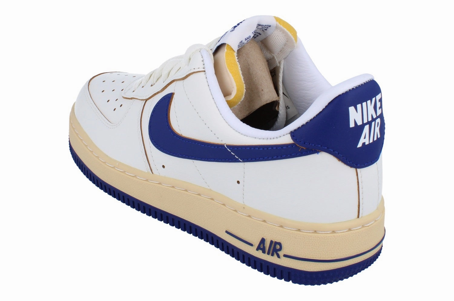 lightweight sneakers instep - strap shoes Nike Womens Air Force 1 07 Trainers Fq8103  133