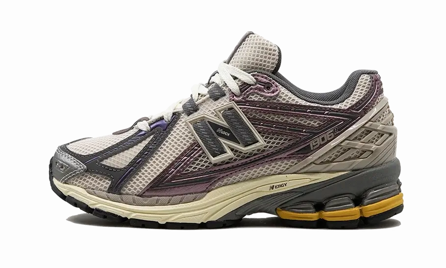 Elevated durability Reinforced Collar Padding New Balance 1906R Licorice