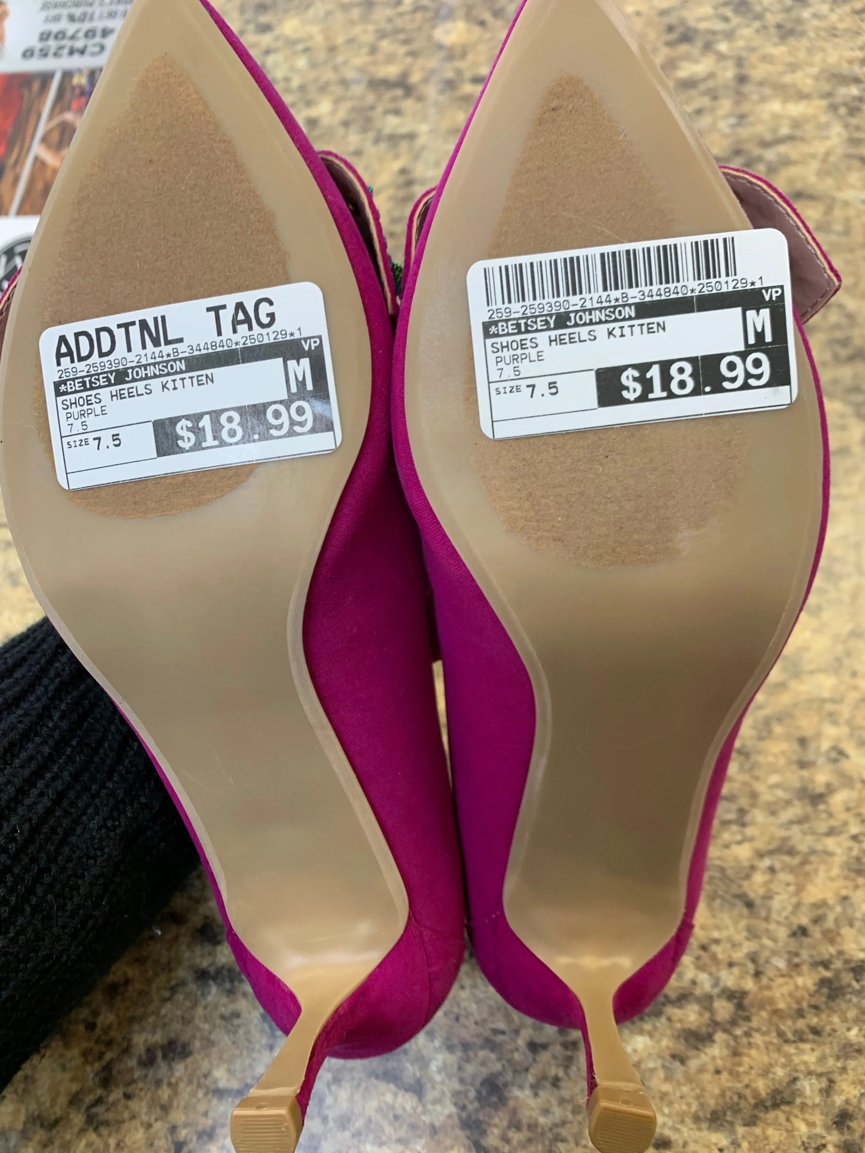 Shoes Heels Kitten By Betsey Johnson In Purple, Size: 7.5