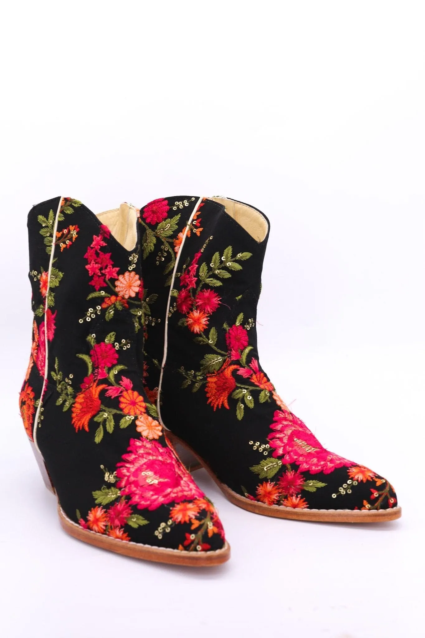 SHORT WESTERN BOOTS EMBROIDERED LEILA