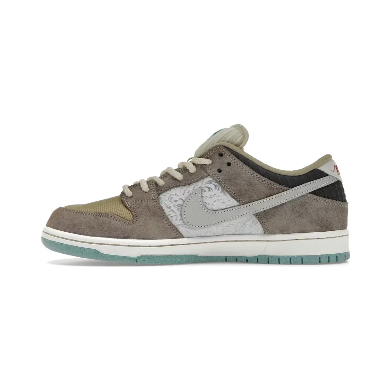 maximalist - feature shoes Nike Dunk Low SB Big Money Savings