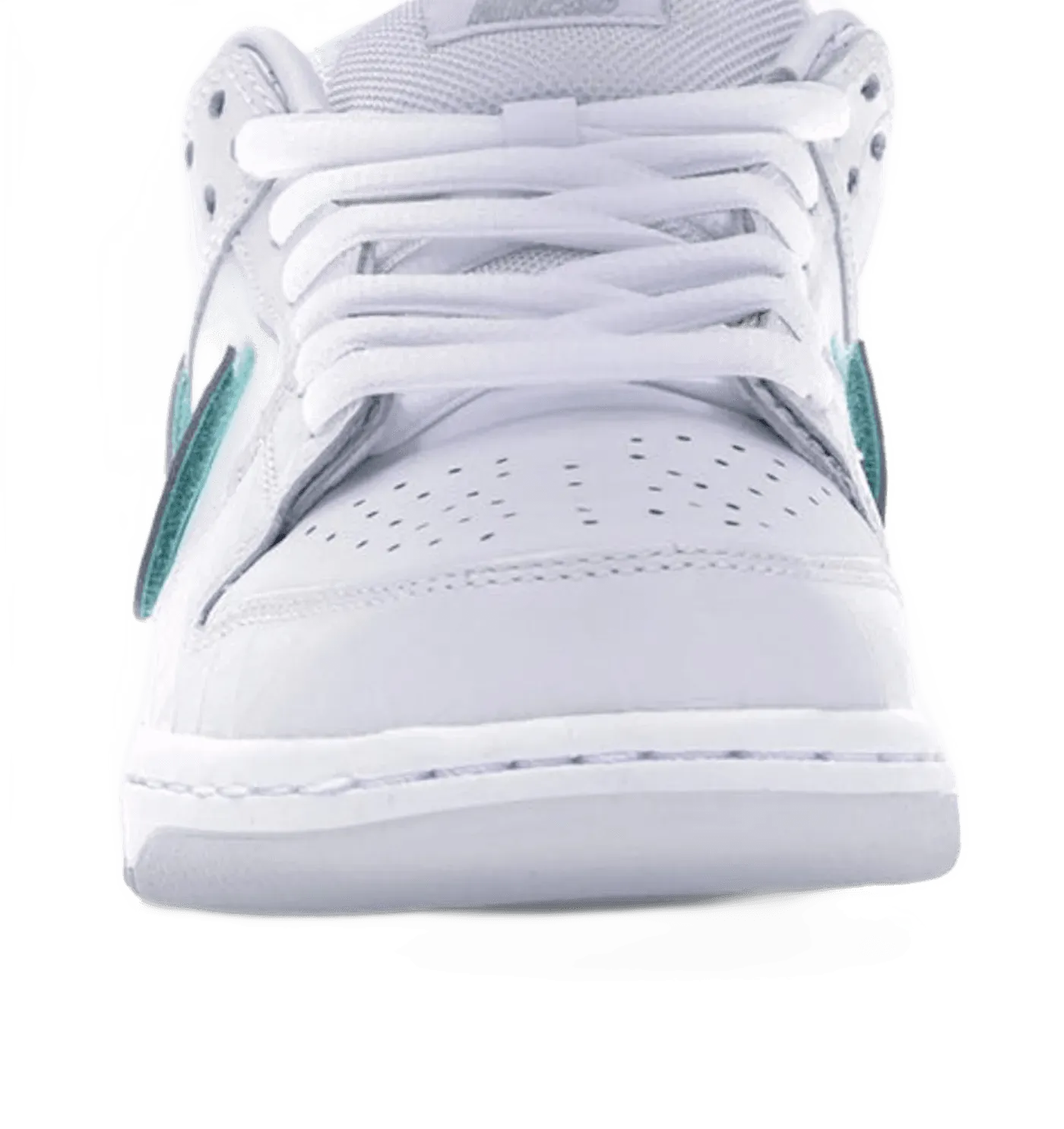Chic Flair Hyper Breathable Knit Nike SB Dunk Low Diamond Supply Co. White Diamond