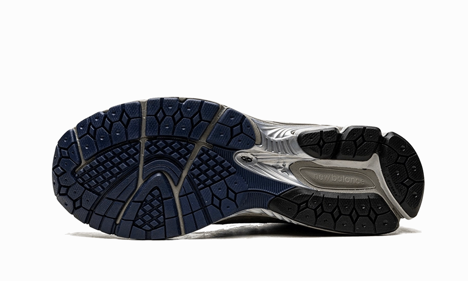 Textured Tread Supportive Traction New Balance 1906R Grey Indigo
