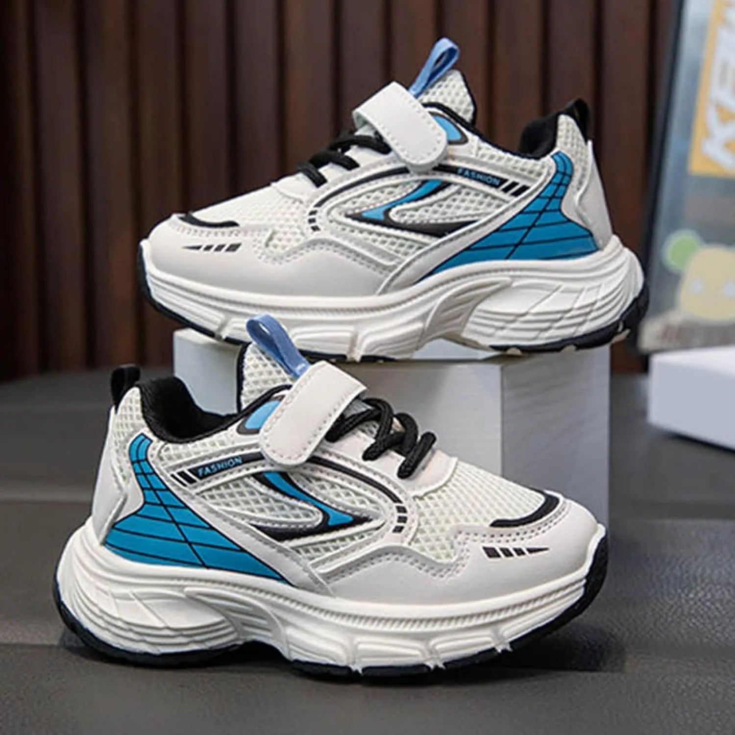 Sneakers for Girls Athletic Lace-Up Running Shoes with Chunky Cushion Heel Kids Hook and Loop Breathable Sports Shoes