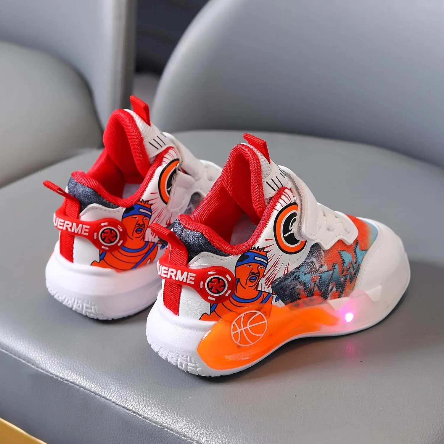 Sneakers for Girls Fashion Luminous Comfortable Breathable Light Up Shoes with Hook and Loop Kids Flashing Sports Shoes