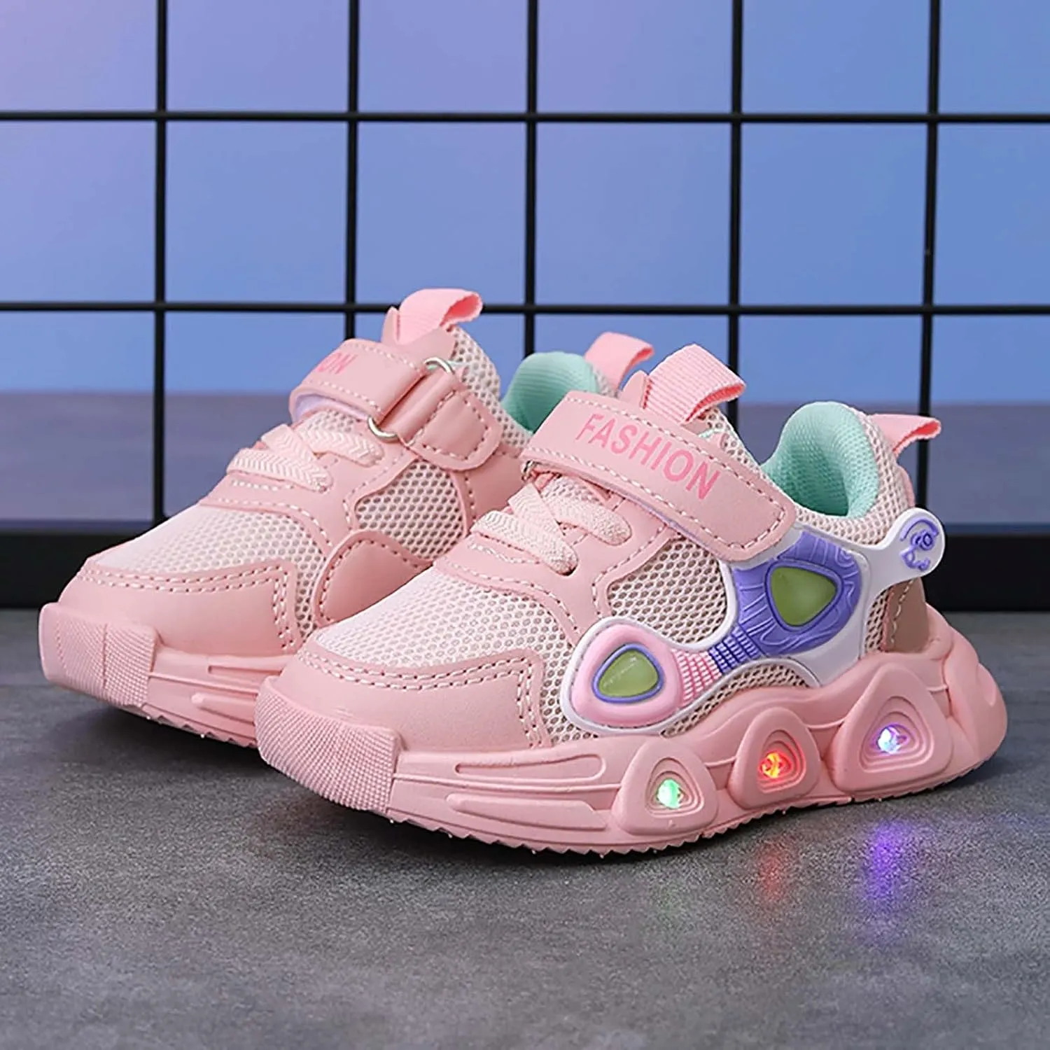Sneakers for Girls Fashion Luminous Light Up Sports Shoes with Hook and Loop Kids LED Flashing Breathable Comfortable Shoes