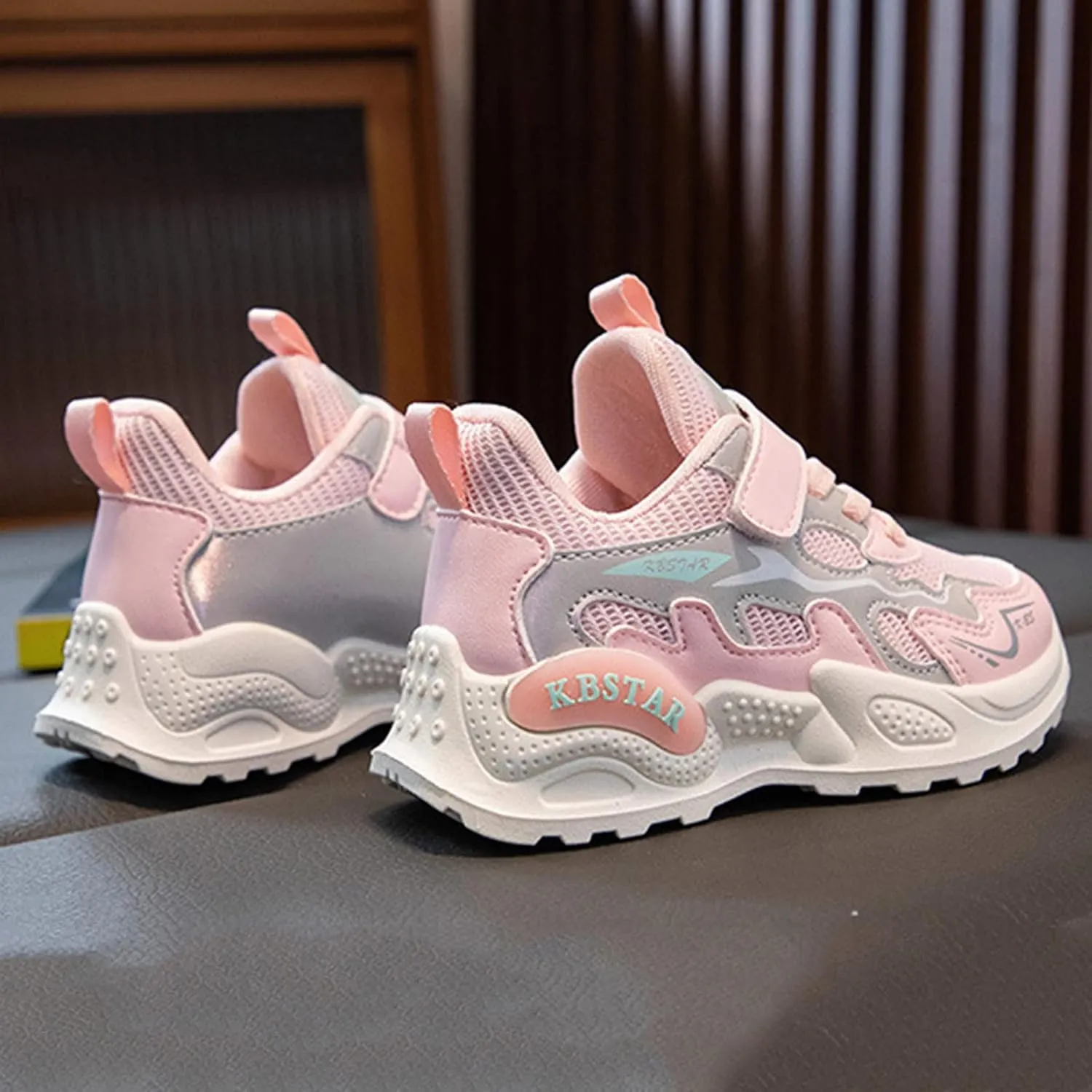 Sneakers for Girls Running Non-Slip Tennis Casual Walking Shoes with Hook and Loop Breathable Mesh Sports Shoes for Kids