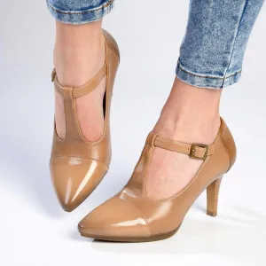 Soft Style Hush Puppies Phoenix Court Heel - Dark Beige