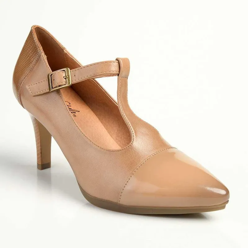 Soft Style Hush Puppies Phoenix Court Heel - Dark Beige
