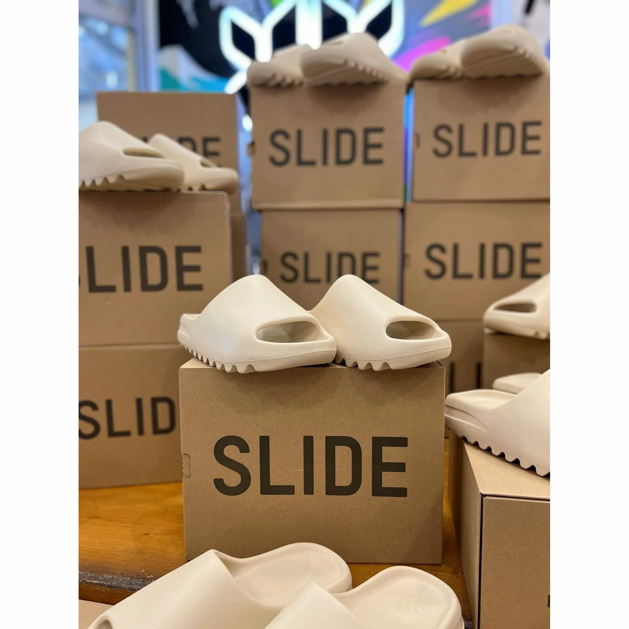 Adidas Yeezy Slide Bone 2022 Effortless Step