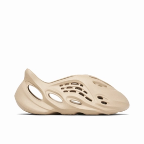 Vegan Material Adidas Yeezy Foam RNR Mist