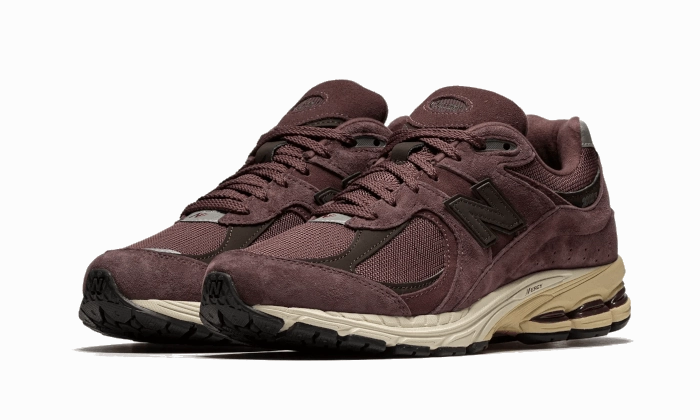 Cushioned Walk Lean Profile New Balance 2002R Truffle
