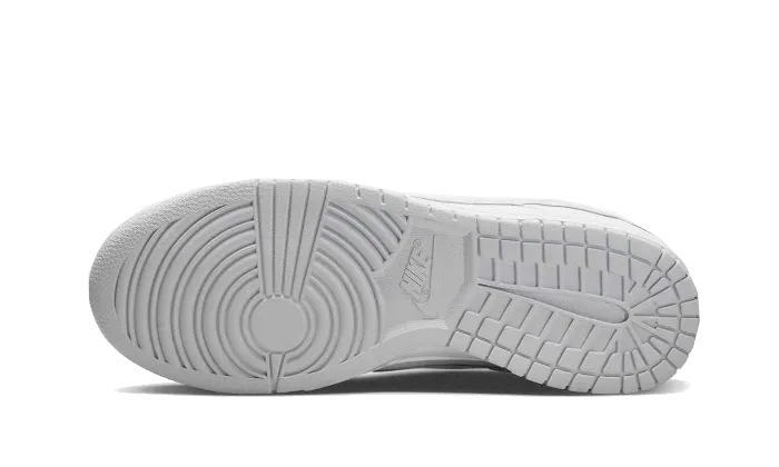 Bouncy midsole Steady Pace Nike Dunk Low Retro White Pure Platinum