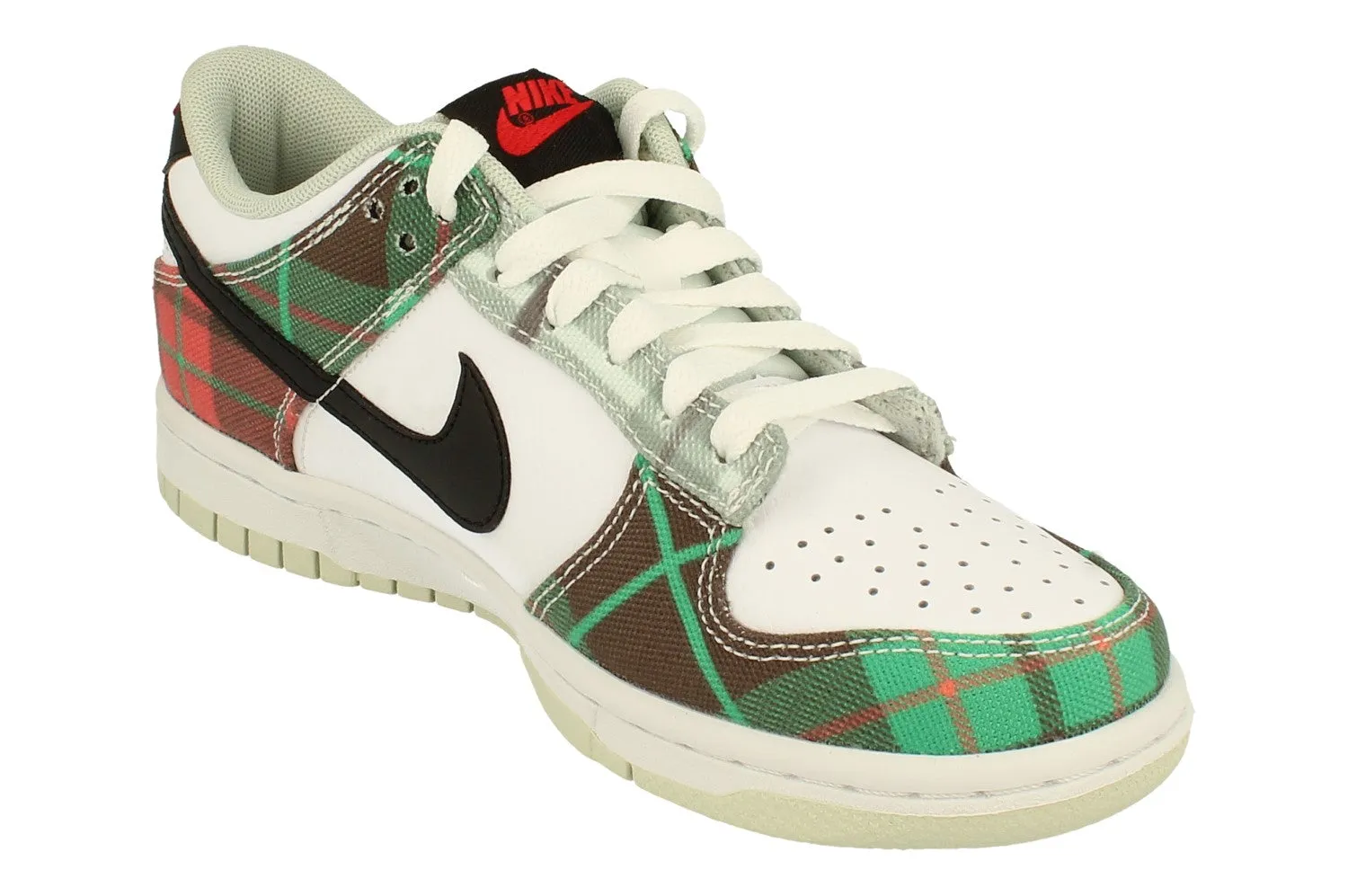 Nike Dunk Low Se 1 GS Trainers Dv8919 100 running in a field shoes Athletic Apparel