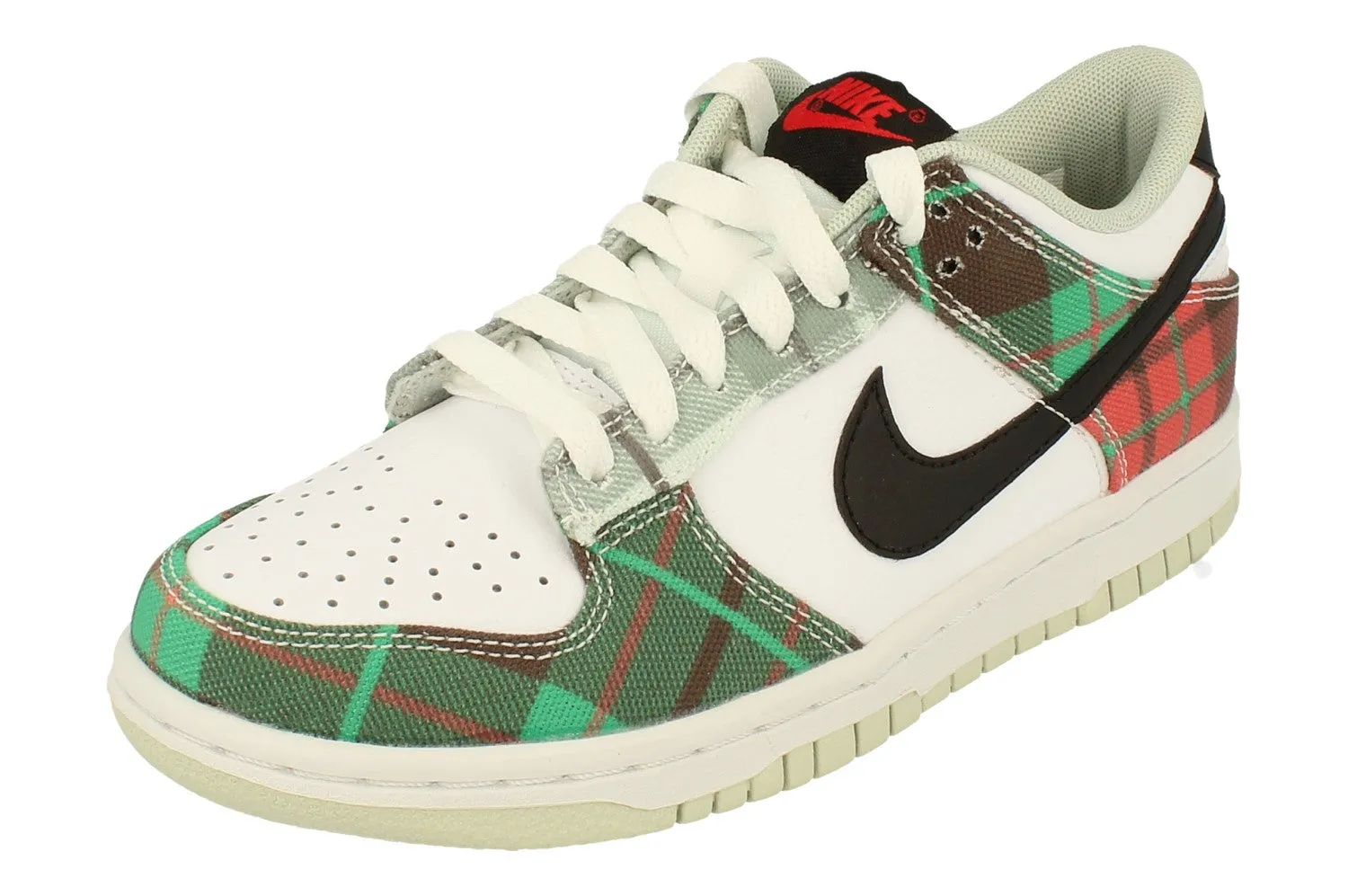 Nike Dunk Low Se 1 GS Trainers Dv8919 100 logo - branded running gear